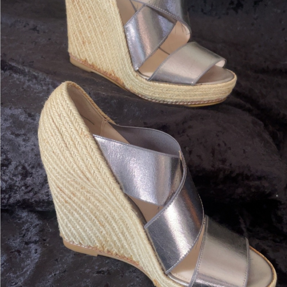 Vintage Coach 6B Silver Wedge Jute Sandals - Own a Piece of Iconic History! - Picture 7 of 7